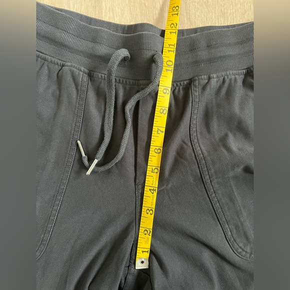 Athleta Farallon Weekender Pant Med Petite - Picture 9 of 10